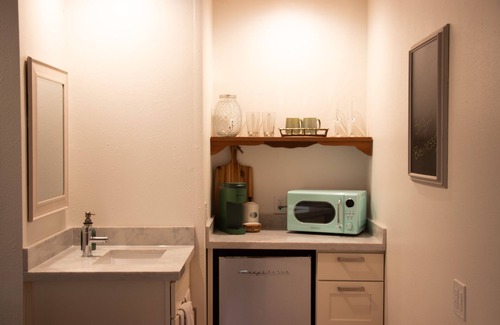 Buckley Other | Hidden 70 Acre Farm stay W/Horses, Goats, Mini Horses, and other farm animals