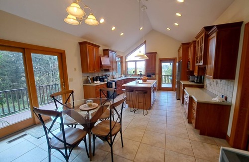 Salt Point House | Hidden Charm in Hudson Valley In Dutchess County