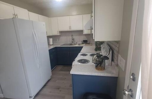 Nelsonville Apartment | Hidden Gem close to Athens/Logan