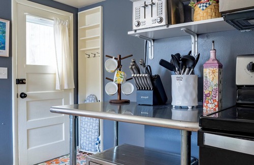 Downtown House | Hidden gem in vibrant downtown Redmond mins/from Microsoft Marymoor,Woodinville