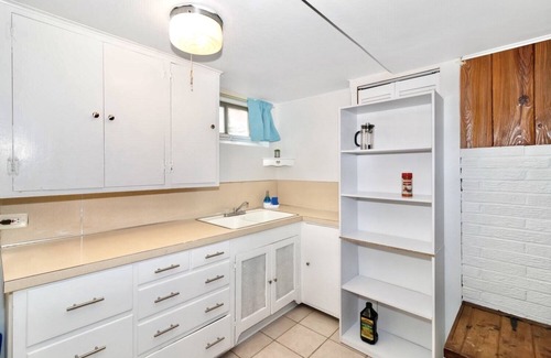 South St. Paul Apartment | Hidden Gem- Spacious Studio Near Airport