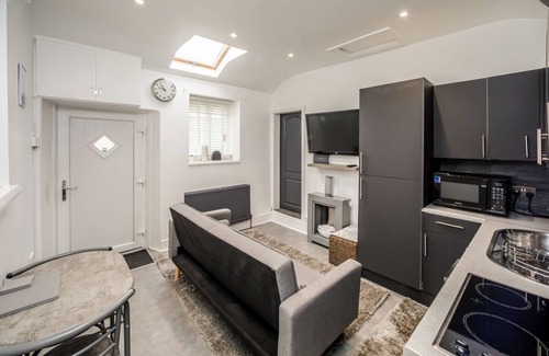 Kirkheaton Cottage | Hide-out At Our Modernised Cosy Cottage Retreat