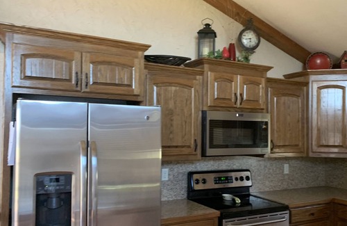 Winnsboro Cabin | Hideaway on the Hill - Winnsboro, Texas