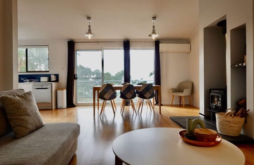 Eaglehawk Neck House | High View House - Pirates Bay Views