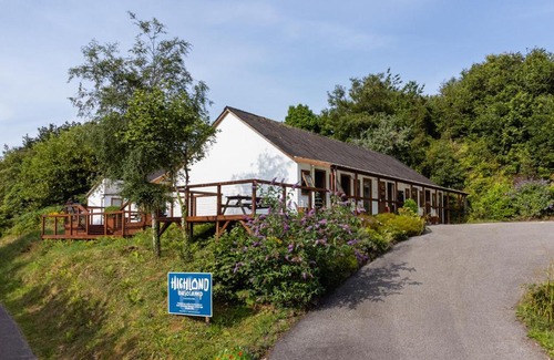 Lochaline Hostel | Highland Basecamp