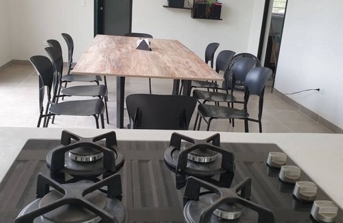 Apulo Hotel | HIKIA TOCAIMA