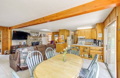 Sula Cabin | Hiking, Hunting & Skiing: Serene Sula Cabin