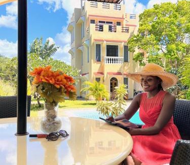 Diani Beach Bed & Breakfast | Hilda's Homestay