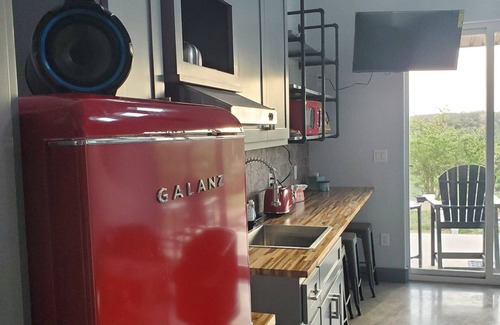 Johnson City House | Hill Country Guest Houses