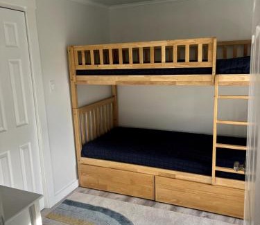 South China House | Hillside Cabin