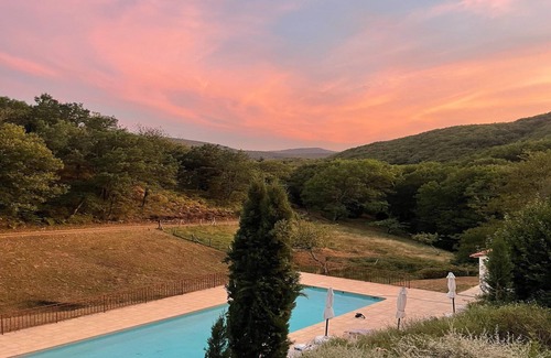 Courniou House | Hillside Haven in Courniou