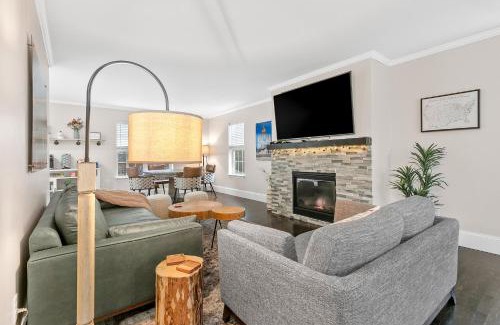 Green Bay House | Hillside Packers Haven by Simple Life Rentals