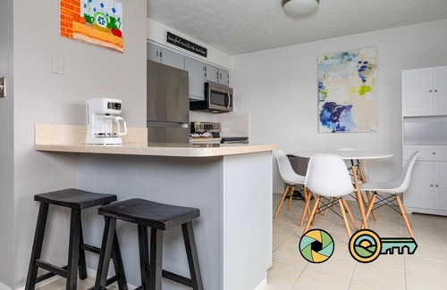 Basye Condo | Hilltop Haven - classy comfy mountain condo!