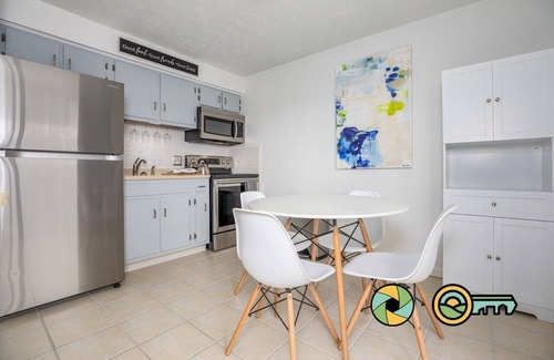 Basye Condo | Hilltop Haven - classy comfy mountain condo!