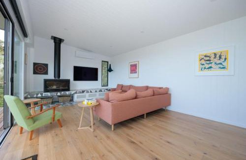 Fairhaven House | Hilltop Vistas Pet Friendly