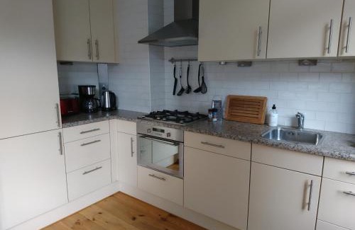 Dordrecht Apartment | Hiltje - Nice to stay