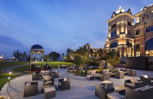 Jinzhou District Resort | Hilton Dalian Golden Pebble Beach Resort