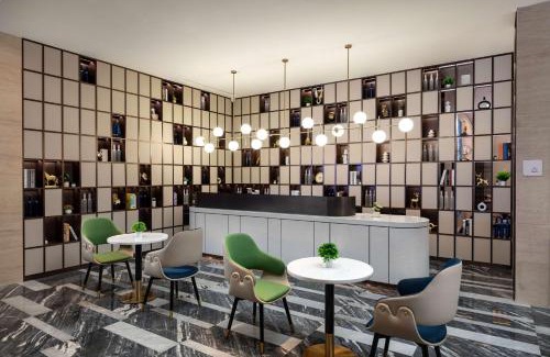 Xiawutun Hotel | Hilton Garden Inn Xingyi Wanfenglin