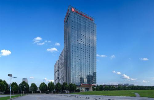 Hongshan Hotel | Hilton Garden Inn Wuhan Optics Valley