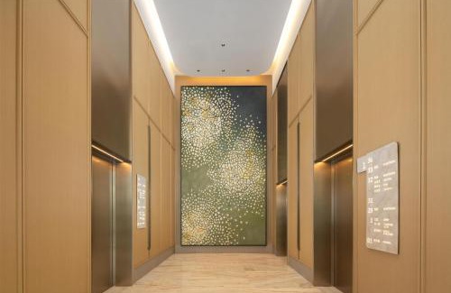 Hongshan Hotel | Hilton Garden Inn Wuhan Optics Valley