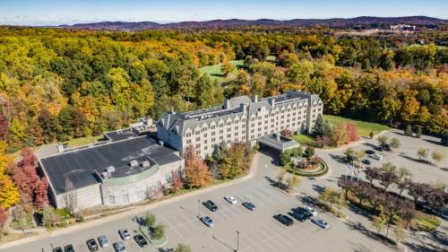Pearl River Hotel | Hilton Pearl River