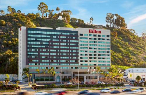 Mission Valley Hotel | Hilton San Diego Mission Valley