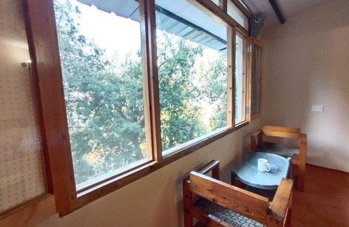 Majkhali House | Himalaya View