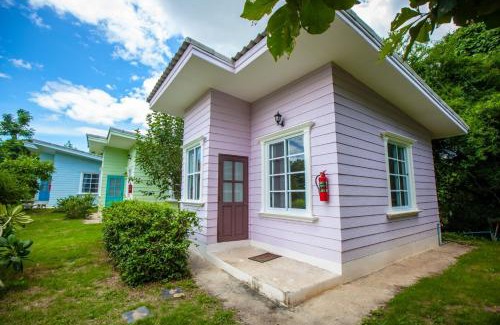 Hot Resort | Hip Home at Hod