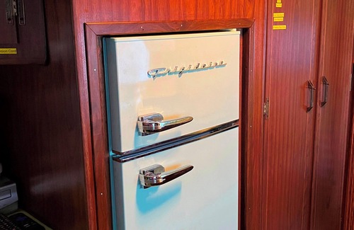 Hancock County House | "Hippie House" n"1974" Winnebagon29' Chieftain