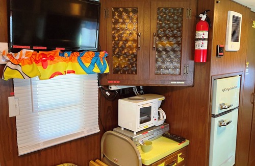 Hancock County House | "Hippie House" n"1974" Winnebagon29' Chieftain