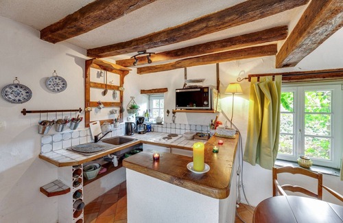 Saint-Laurent-des-Mortiers House | Historic Loire Hideaway