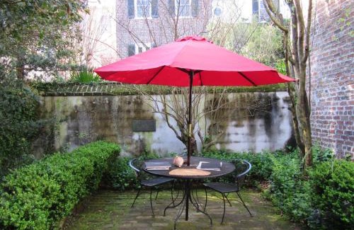 South of Broad Bed & Breakfast | Historic 86 Church Street