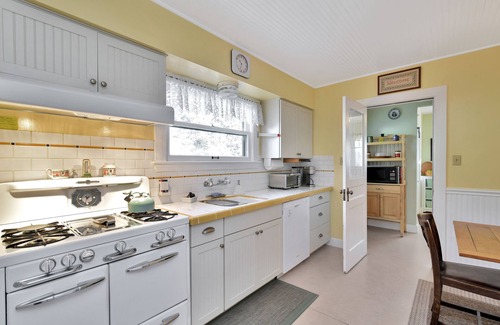 Prescott House | Historic Craftsman in the Heart of Prescott