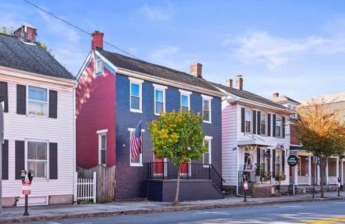 Gettysburg House | Historic Downtown Gettysburg Entire Home with Free Parking