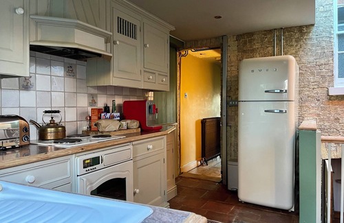 Cambridge City Centre House | Historic Georgian Cottage on Midsummer Common