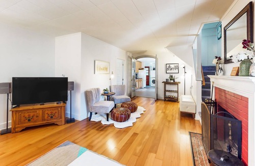 Cape Neddick House | Historic hideaway near the water with a spacious deck, beach gear, & firepit