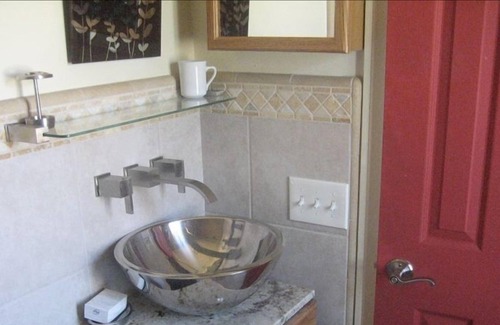 Old Town Apartment | Historic Old Town District Studio , Pool, Cabana/ Pets Welcome