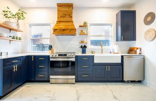 Olympia House | Historic Olympia Home in the heart of Olympia. Close to everything.