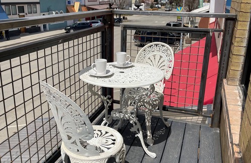 Paonia Apartment | Historic Studio Loft