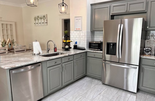 Athens House | Historic Vibes, Modern Comfort