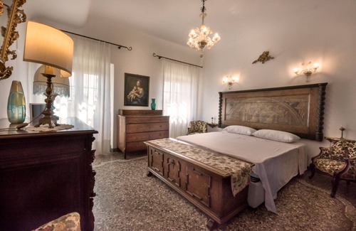 Borgo Valbelluna Villa | Historic Villa from the 1300s