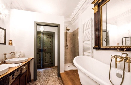 Borgo Valbelluna Villa | Historic Villa from the 1300s