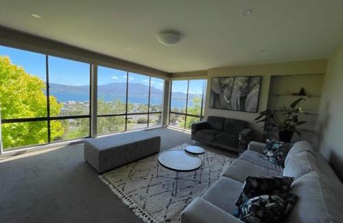 Howrah Apartment | Hobart panoramic view with Spas