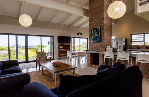 Saint Francis Bay House | Hobbs Haven