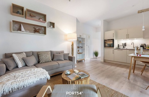 Emmelsbull Apartment | Hofgut - for 6 persons, 30 min from Sylt, idyllic and absolutely quiet