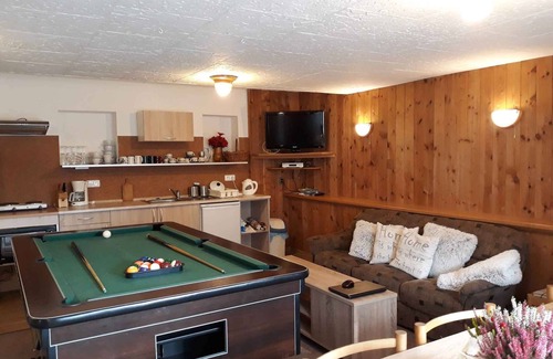 Svoboda nad Upou Apartment | Holiday apartment close to a skil ift with billiard and sauna