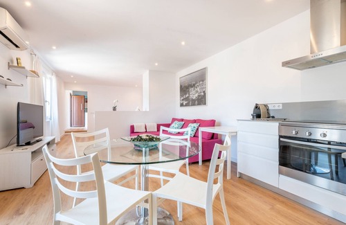 Puerto de Soller Apartment | Holiday Apartment Los Olivos with Wi-Fi & Balcony