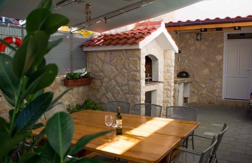 Businci Apartment | Holiday apartment only 50 m from the beach