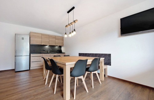 Riscone Apartment | Holiday Apartment "Haus Mader 2" with Mountain View, Private Terrace & Wi-Fi