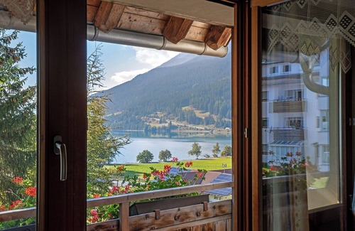 Resia Apartment | Holiday Apartment 'Appartements Egart 1' with Lake View, Balcony and Wi-Fi